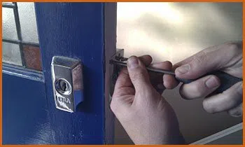Village Locksmith Store Milwaukee, WI 414-326-4805 - 4-locksmith-help